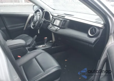 2015 Toyota Rav4 Limited z USA, uszkodzony, nr VIN 2T3YFREV4FW212303